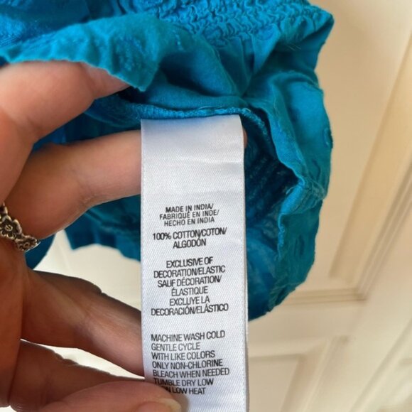 Izod beautiful blue top size Large. - Picture 3 of 4